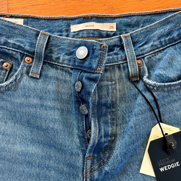 NWT Levi's Premium Wedgie Icon Jeans‎ Size 26 Straight High Rise Button Fly - Picture 3 of 8